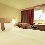 Ibis Orly Tram 7 Отель Шевийи-Ларю