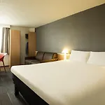 Otel Ibis Orly Tram 7 3*