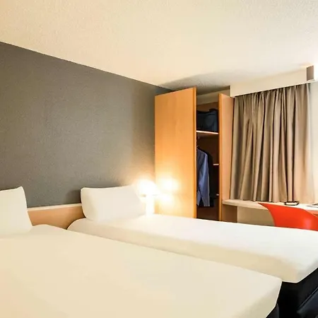 Ibis Orly Tram 7 3* Chevilly-Larue