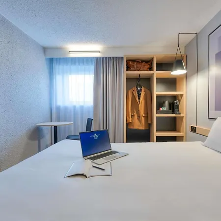 Ibis Orly Tram 7 3* Chevilly-Larue