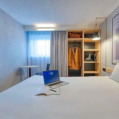 Ibis Orly Tram 7 3* Chevilly-Larue
