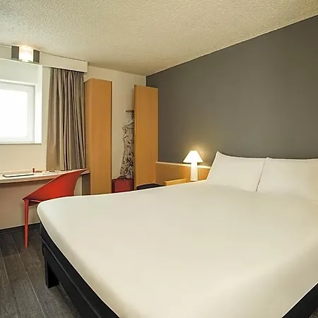 Otel Ibis Orly Tram 7 3*