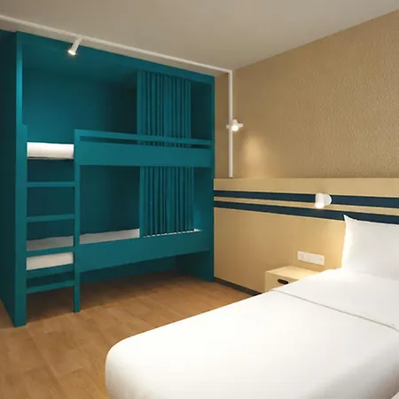 Ibis Orly Tram 7 Hotel 3*