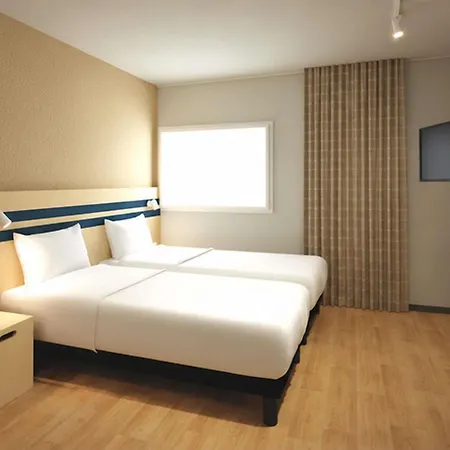 Ibis Orly Tram 7 Hotel