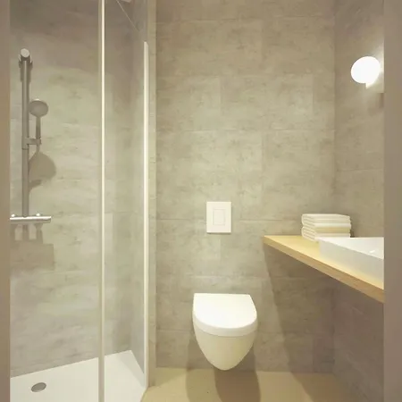 Ibis Orly Tram 7 Hotel 3*