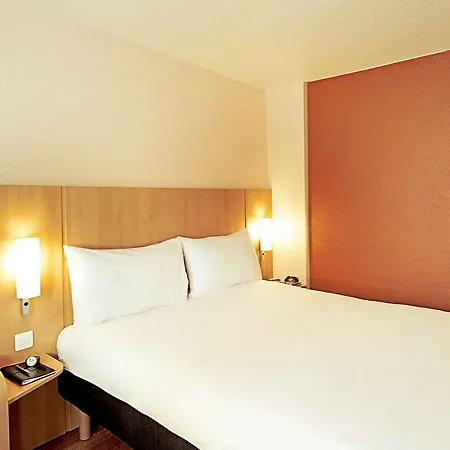 Hotel Ibis Orly Tram 7