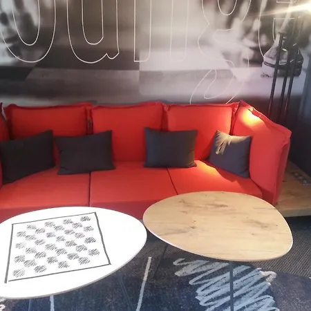 Hotel Ibis Orly Tram 7