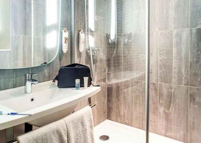 Hotel Ibis Orly Tram 7 3*