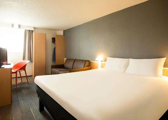 Hotel Ibis Orly Tram 7 Chevilly-Larue
